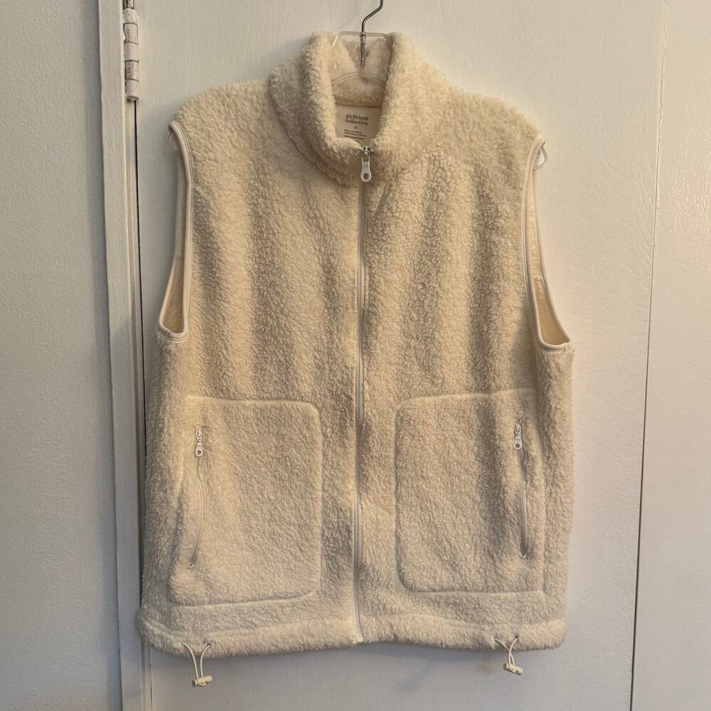 Girlfriend Collective Ivory/Cream Teddy Fleece Full Zip Vest Size Medium - Picture 2 of 4